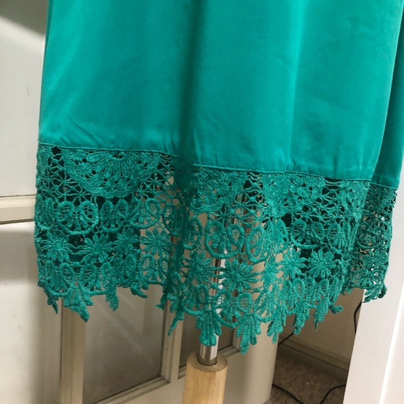 BOHEMIAN TRADERS Dreamer Dress in Emerald Green, lace short sleeves, size XS-12 - Picture 11 of 13